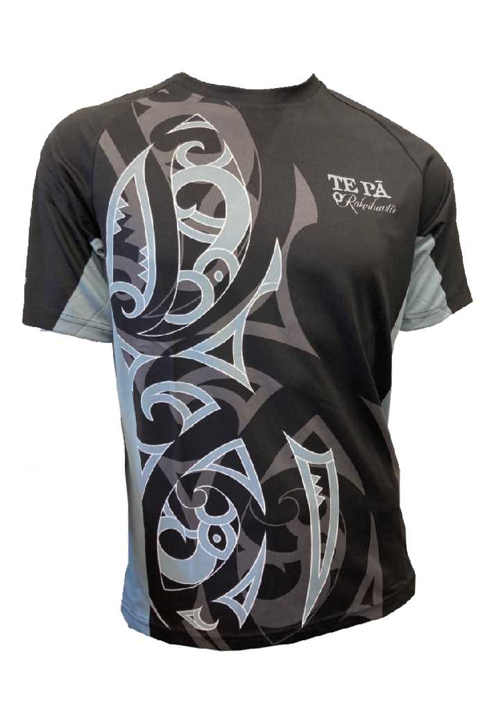 Te Pa o Rakaihautu Te Waka Uruao TShirt Black/Silver